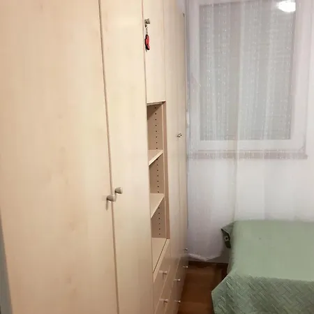 Διαμέρισμα Cozy For *
